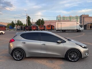 2013 Kia Ceed II, бежевый, 1250000 рублей, вид 5