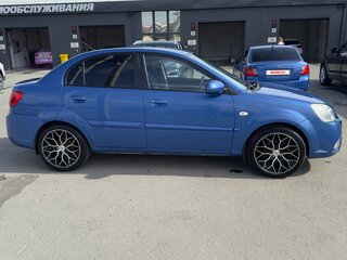 2011 Kia Rio II Рестайлинг, синий, 550000 рублей, вид 3