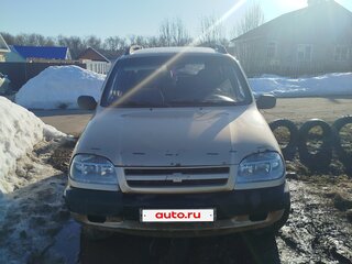 2005 Chevrolet Niva I, бежевый, 240000 рублей, вид 2
