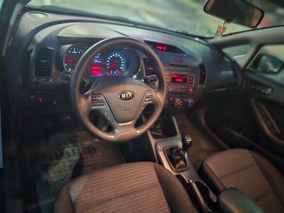 2015 Kia Cerato III, белый, 900000 рублей - вид 6
