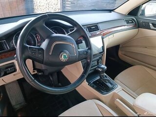 2012 Skoda Superb II, серый, 900000 рублей, вид 5