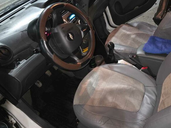 2012 Chevrolet Spark III, белый, 400000 рублей - вид 6