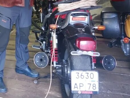 1986 Yamaha V-Max 1200, красный, 300000 рублей, вид 1