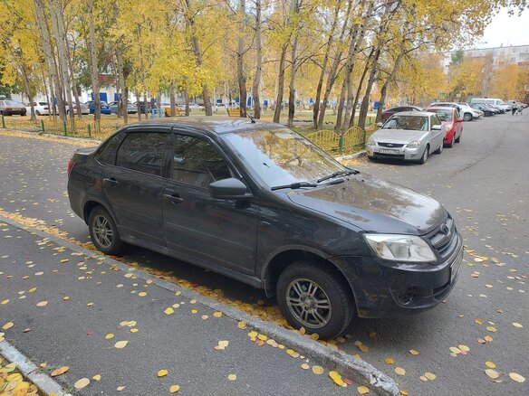 2012 Lada (ВАЗ) Granta I, чёрный, 385000 рублей - вид 1