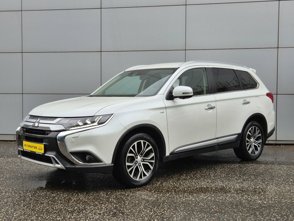 Открыть фотографии: Mitsubishi Outlander III Рестайлинг 3
