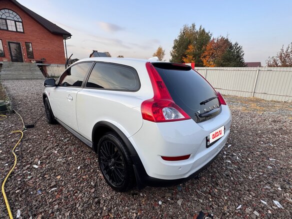 2012 Volvo C30 I Рестайлинг, белый, 980000 рублей - вид 13