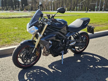 2013 Triumph Street Triple, чёрный, 570000 рублей, вид 3
