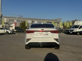 2020 Kia Cerato IV, белый, 2099000 рублей, вид 3