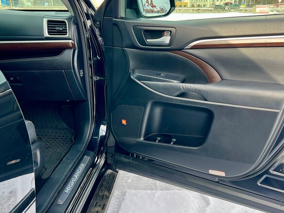 2014 Toyota Highlander III (XU50), чёрный, 3400000 рублей - вид 14