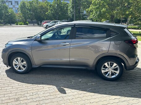 2019 Honda Vezel I Рестайлинг, серый, 1800000 рублей, вид 4
