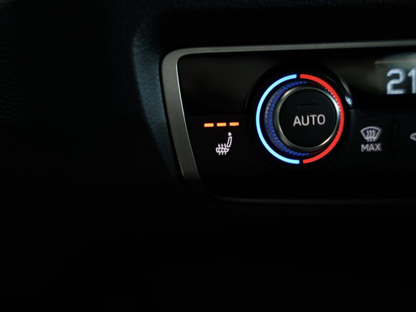 2023 Audi Q3 35 TDI II (F3), синий, 4445000 рублей - вид 21
