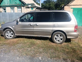 2004 Kia Carnival I Рестайлинг, бежевый, 380000 рублей, вид 4