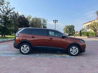 2021 Peugeot 5008 II Рестайлинг, коричневый, 2150000 рублей, вид 5