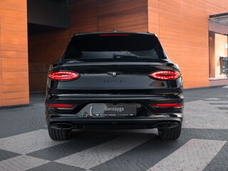 2026 Bentley Bentayga I Рестайлинг, чёрный, 45800000 рублей, вид 4