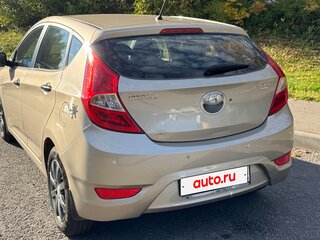 2011 Hyundai Solaris I, бежевый, 600000 рублей, вид 5