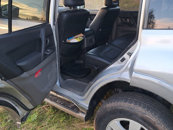 2003 Mitsubishi Pajero III Рестайлинг, серый, 1050000 рублей - вид 18