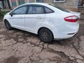 2016 Ford Fiesta Mk6 Рестайлинг, белый, 700000 рублей - вид 5