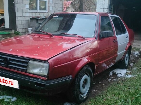 1988 Volkswagen Jetta II, красный, 60000 рублей - вид 4
