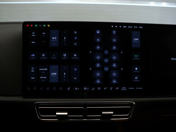 2023 Li Auto (Lixiang) L9 44.5 kWh I, чёрный, 6443000 рублей - вид 24