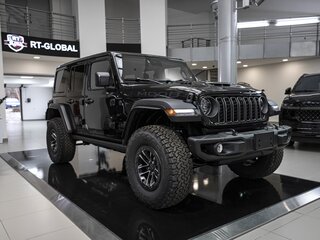 2026 Jeep Wrangler IV (JL) Рестайлинг, чёрный, 17303579 рублей, вид 3