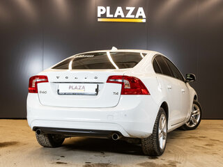 2016 Volvo S60 II Рестайлинг, белый, 1495000 рублей, вид 3
