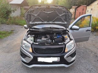 2012 Lada (ВАЗ) Granta I, серебристый, 210000 рублей, вид 4