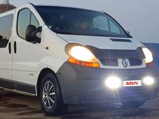 2002 Renault Trafic II, белый, 870000 рублей, вид 2
