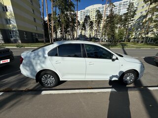 2019 Skoda Rapid I Рестайлинг, белый, 440000 рублей, вид 4