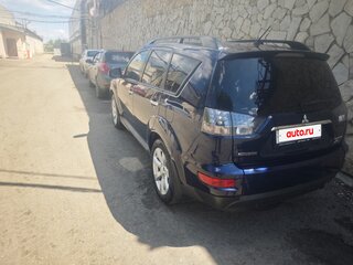 2011 Mitsubishi Outlander II Рестайлинг, синий, 1230000 рублей, вид 5