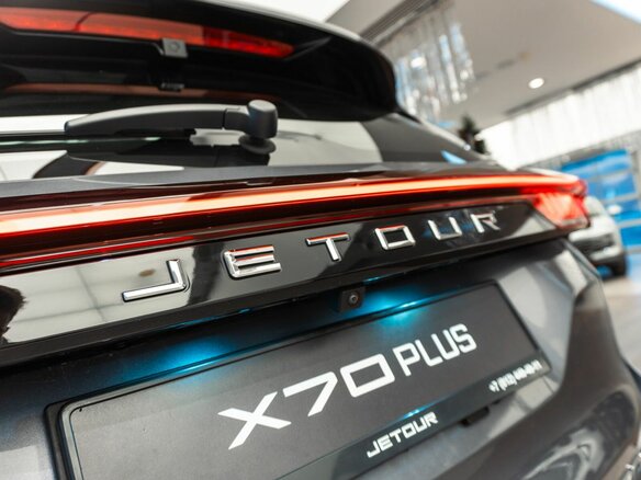 2026 Jetour X70+ I Рестайлинг, серый, 3099000 рублей - вид 15