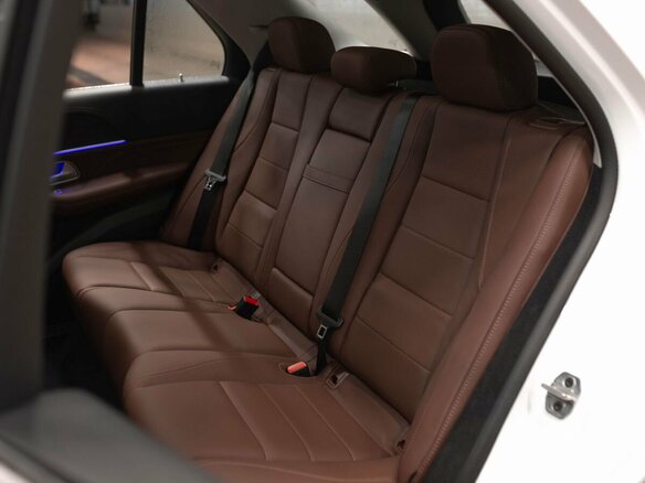 2026 Mercedes-Benz GLE 300 d II (V167) Рестайлинг, белый - вид 2
