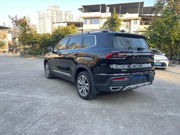 2022 Geely Okavango I, чёрный, 2300000 рублей - вид 6