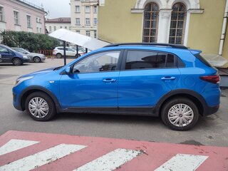 2020 Kia Rio X-Line IV, синий, 1180000 рублей, вид 3