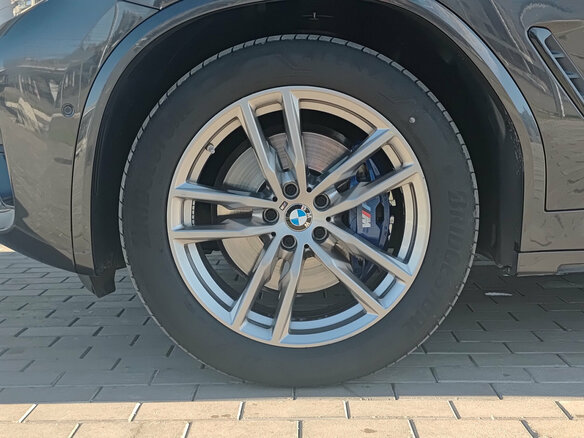 2019 BMW X3 30i xDrive III (G01), чёрный - вид 17