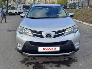 2013 Toyota RAV4 IV (XA40), серебристый, 1750000 рублей, вид 1