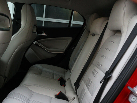 2018 Mercedes-Benz GLA 250 I (X156) Рестайлинг, красный, 2450000 рублей - вид 7