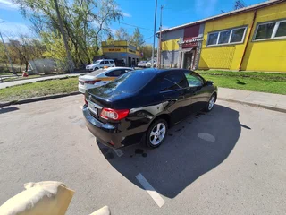 2012 Toyota Corolla X (E140, E150) Рестайлинг, чёрный, 840000 рублей, вид 4