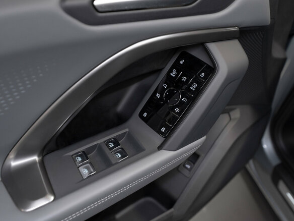 2025 Audi Q5 L III (GU), серый, 6200000 рублей - вид 19