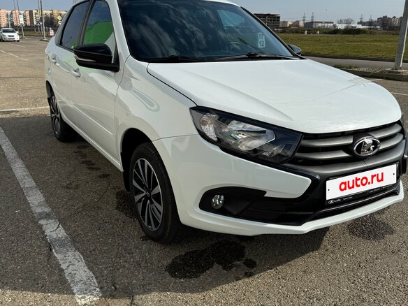 2024 Lada (ВАЗ) Granta I Рестайлинг, белый, 1049000 рублей - вид 1