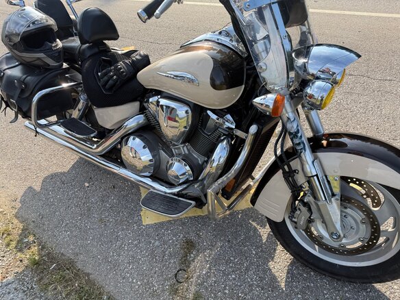 2002 Honda VTX 1800, бежевый, 750000 рублей - вид 1