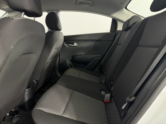 2019 Kia Rio IV, белый - вид 13