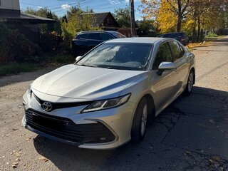 2021 Toyota Camry VIII (XV70) Рестайлинг, серый, 2650000 рублей, вид 4