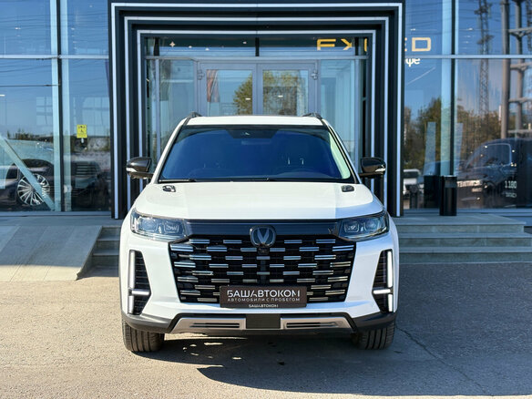 2023 Changan CS95 I Рестайлинг 2, белый - вид 1
