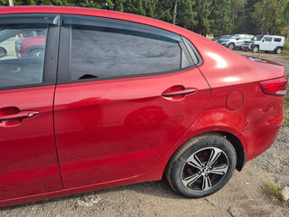 2015 Kia Rio III, красный, 800000 рублей, вид 5