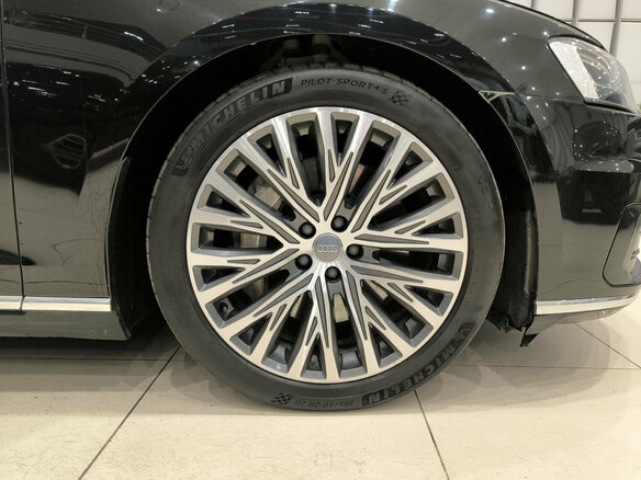 2018 Audi A8 55 TFSI IV (D5), чёрный, 3099000 рублей - вид 17