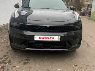 2020 Lynk & Co 05, чёрный, 3000000 рублей, вид 2