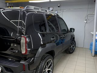 2023 Lada (ВАЗ) Niva Travel I, чёрный, 1350000 рублей, вид 3