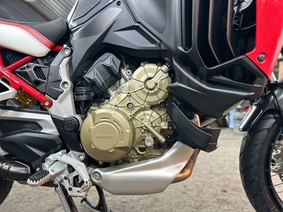 2021 Ducati Multistrada V4, красный, 2250000 рублей - вид 13