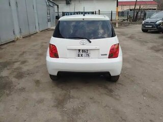 2002 Toyota Ist I, белый, 500000 рублей, вид 3