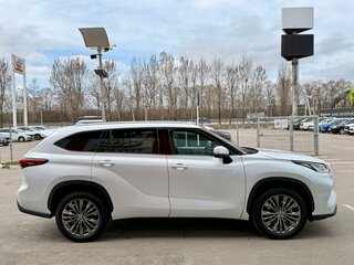 2026 Toyota Highlander IV (XU70), белый, 5500000 рублей, вид 4